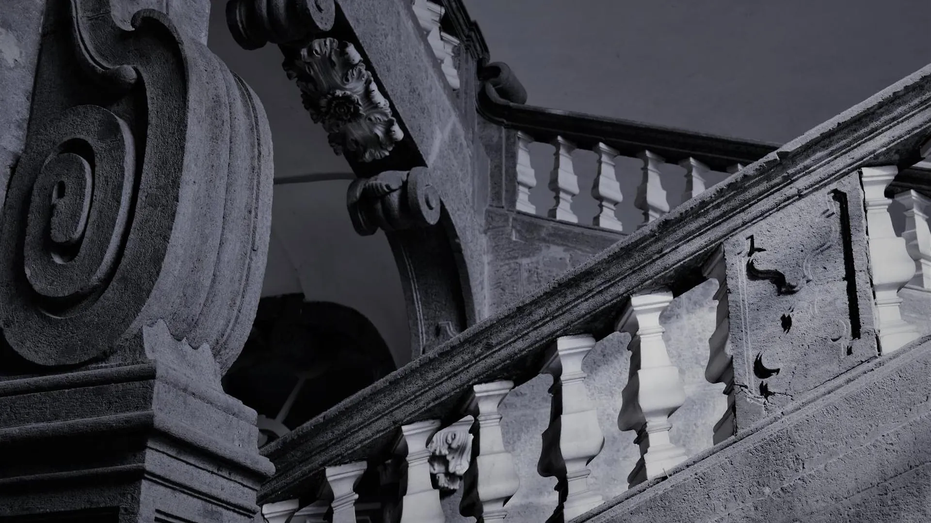 Maison Cassano Charme Apartment Naples Italy