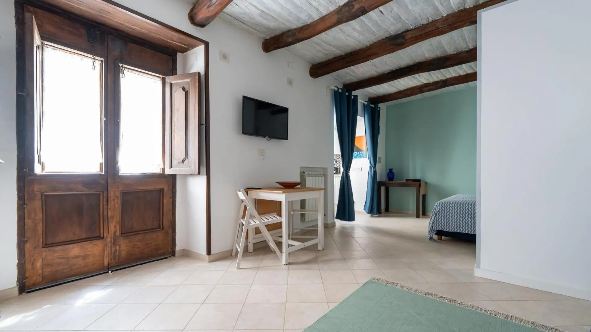 Maison Cassano Charme Apartment Naples